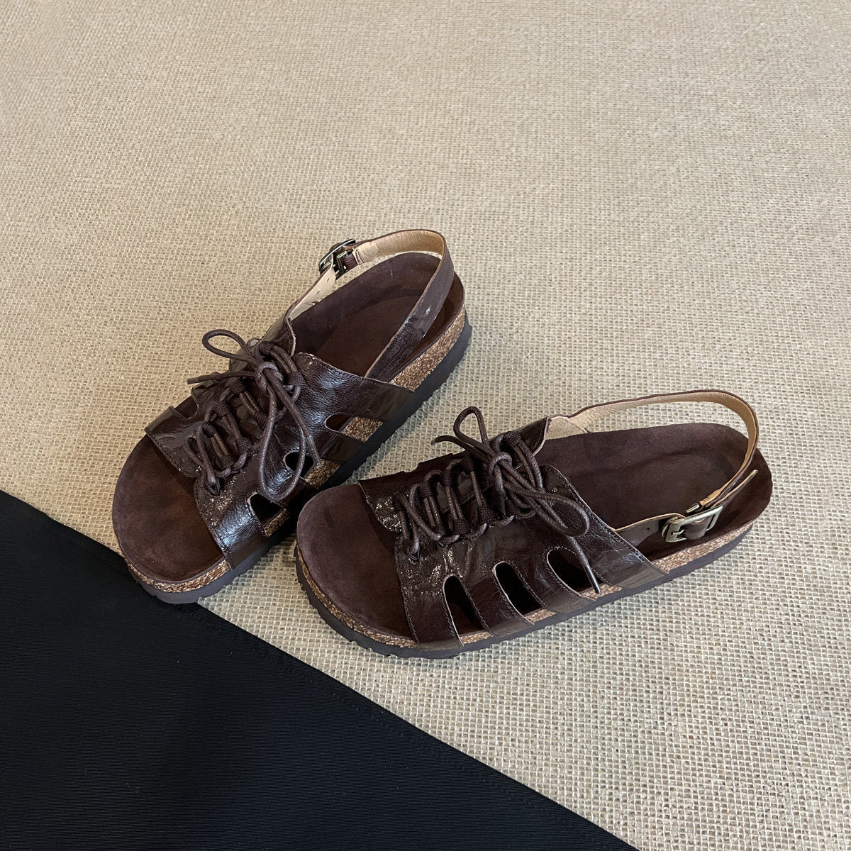 Damen Sandalen mit robustem Schnürsystem und anatomischer Fußbettgestaltung R&B