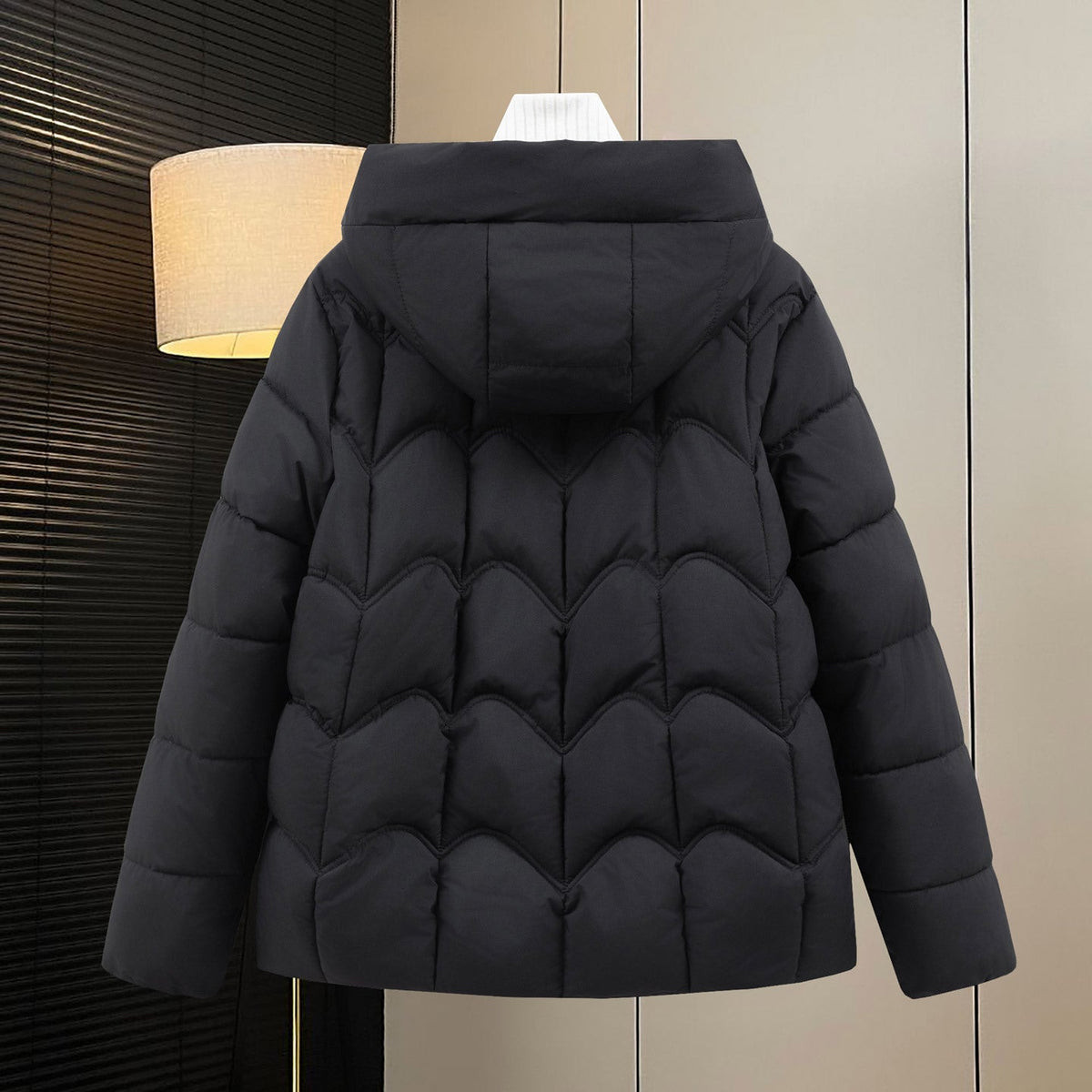 Damen Steppjacke mit Kapuze und Eingrifftaschen R&B