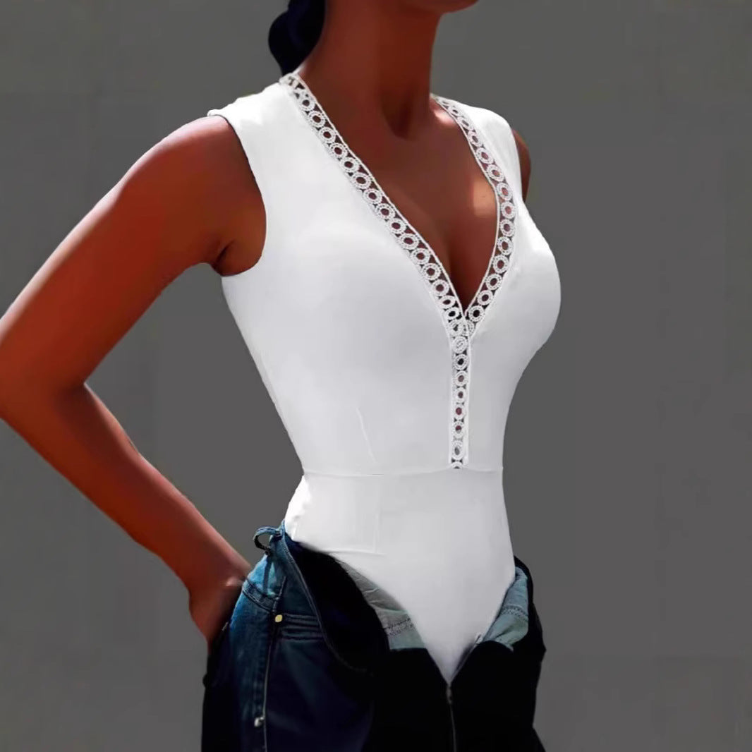 Damen Bodysuit mit dekorativem V-Ausschnitt und Spitzenbesatz