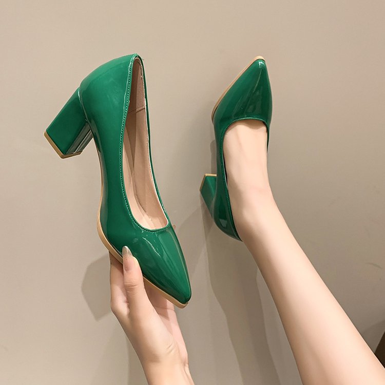 Damen elegante spitze Pumps mit tragbarem Blockabsatz R&B