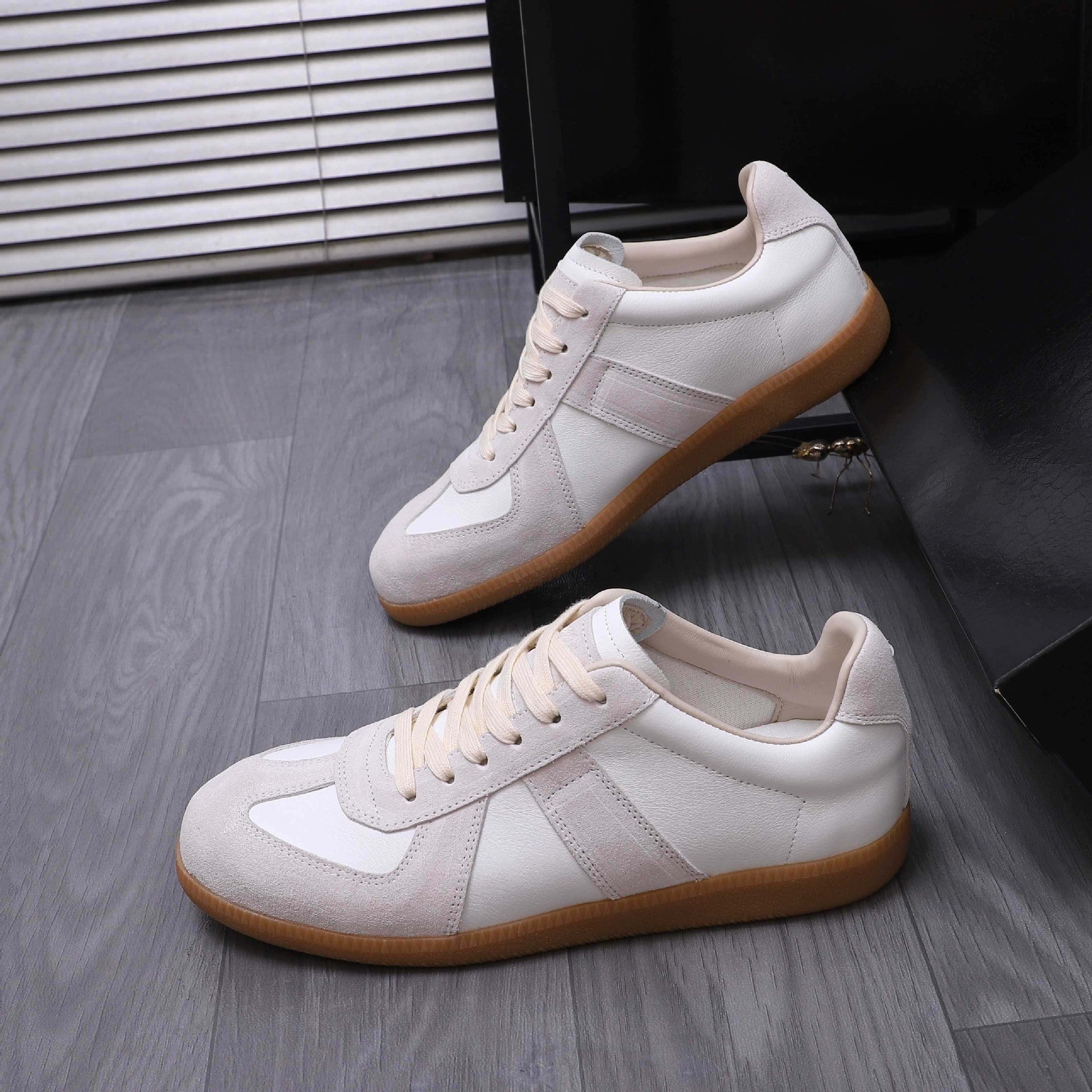 Damen Sportliche Leder Sneakers mit modischem Design und rutschfester Sohle R&B