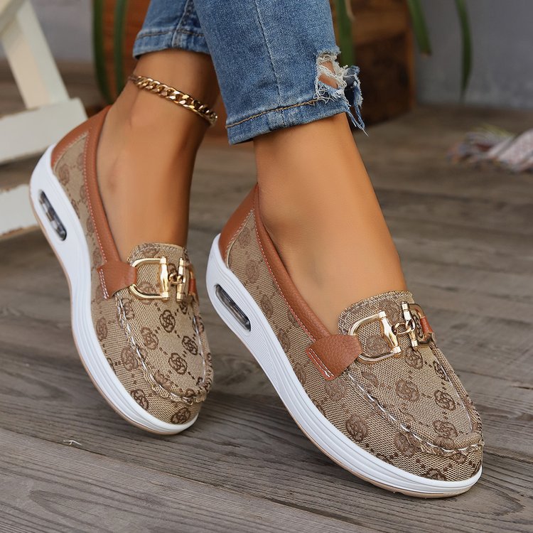 Damen modR&Bewusste Slip-On Sneakers mit eleganter Schnallenverzierung R&B