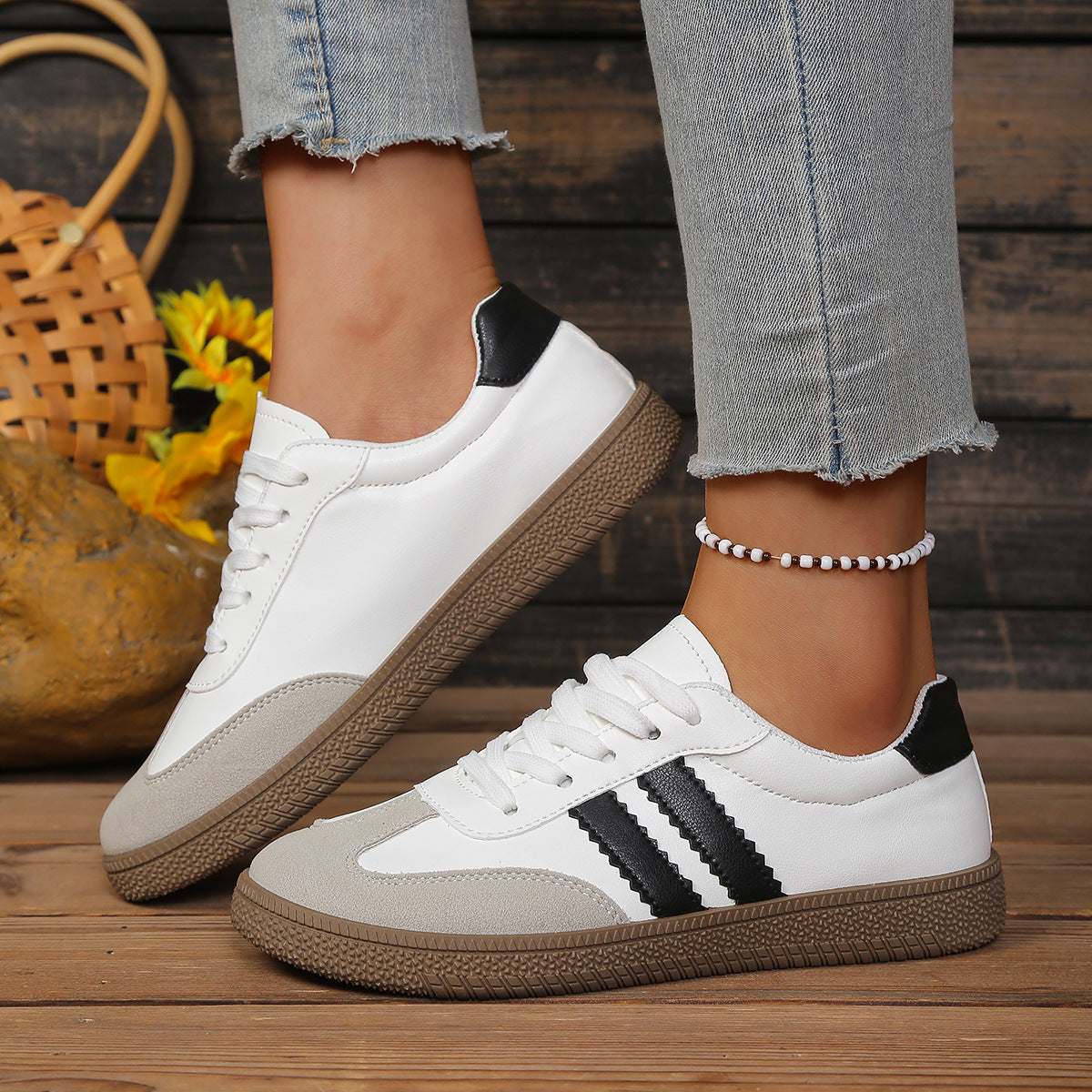 Damen Sportliche Sneakers mit komfortabler Sohle und trendigen Details R&B
