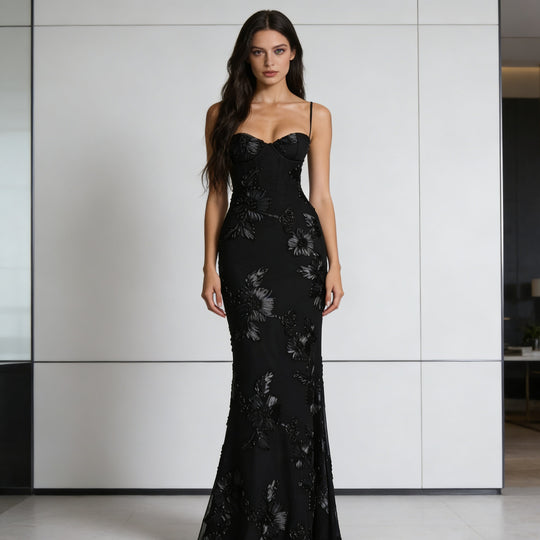 Damen Elegantes Figurbetontes Abendkleid mit floralen Stickereien R&B