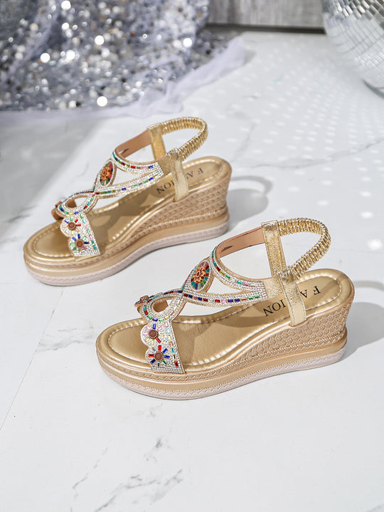 Damen Wedge-Sandalen mit verzierten Riemen und komfortablem Fußbett R&B
