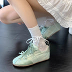 Damen Sportliche Sneakers mit eleganten Schnürdetails R&B