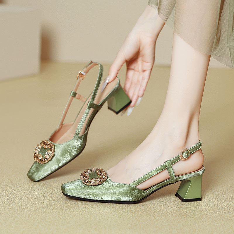 Damen Slingback Pumps mit luxuriösem Schmuckdetail