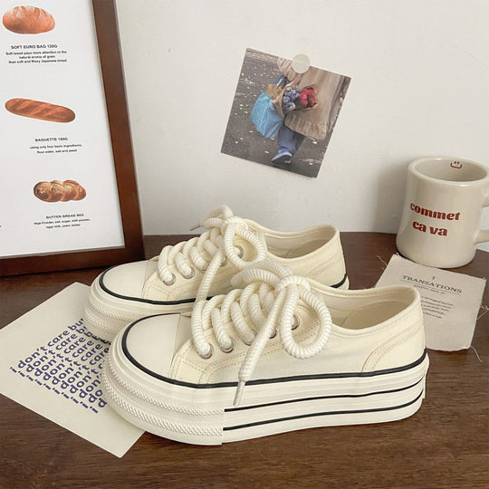 Damen Fashion Plateau Sneakers mit robustem Obermaterial und gestreiftem Sohlenprofil R&B