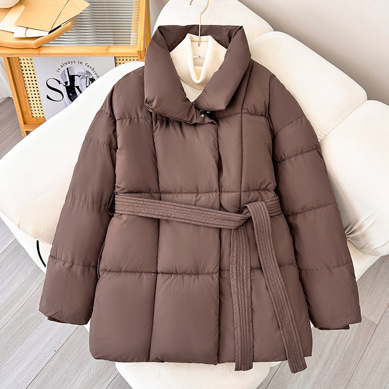 Damen modische wattierte Jacke mit Gürtel und hochschließendem Kragen R&B
