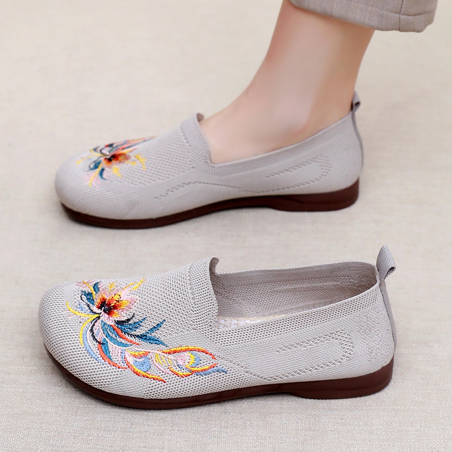 Damen Slip-On Schuhe mit floralem Stickdesign und rutschfester Sohle R&B