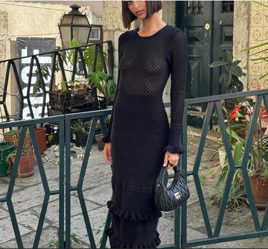 Damen Strickmaxikleid mit raffiniertem Lochmuster und kontrastierendem Streifen R&B