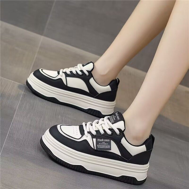 Damen Sportliche Sneaker mit robuster Sohle und modernem Design R&B