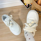 Damen Sportliche Sneakers mit verspielten Applikationen R&B