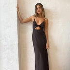 Damen Langes Kleid mit raffiniertem Ausschnitt und figurbetontem Design