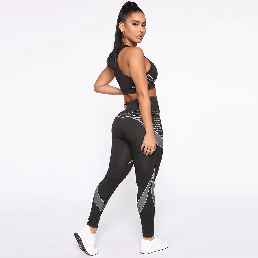 Damen sportliches Trainingsset mit Hochleistungs-BH und figurbetonten Leggings R&B