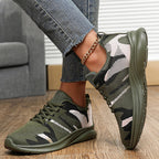 Damen Sportliche Sneaker im Camouflage-Design mit atmungsaktivem Mesh-Heel