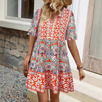 Damen luftiges Sommerkleid mit kurvenfreundlichem Schnitt und verspieltem Muster R&B