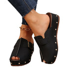 Damen Wedge-Pantoletten mit modischem Schnallen-Design und dekorativen Nieten R&B