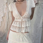 Damen Spitzenbluse mit Rüschendetails und tiefem V-Ausschnitt R&B