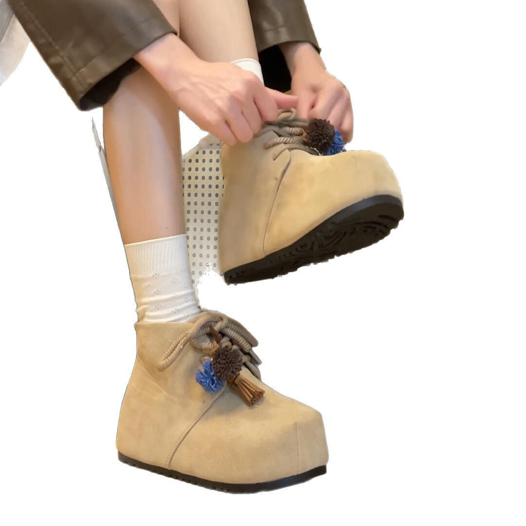 Damen Komfortable Ankle Boots mit verspielten Pompons R&B