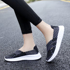Damen Slip-On Sneakers mit atmungsaktiver Gewestruktur