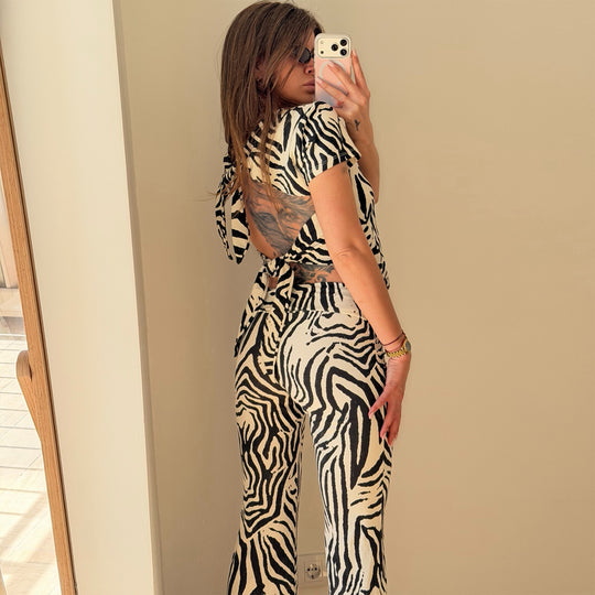 Damen Set aus kurzärmligem Oberteil und Schlaghose mit Zebra-Muster R&B