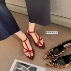 Damen elegante Sandalen mit geschwungenem Riemen und komfortablem Fußbett