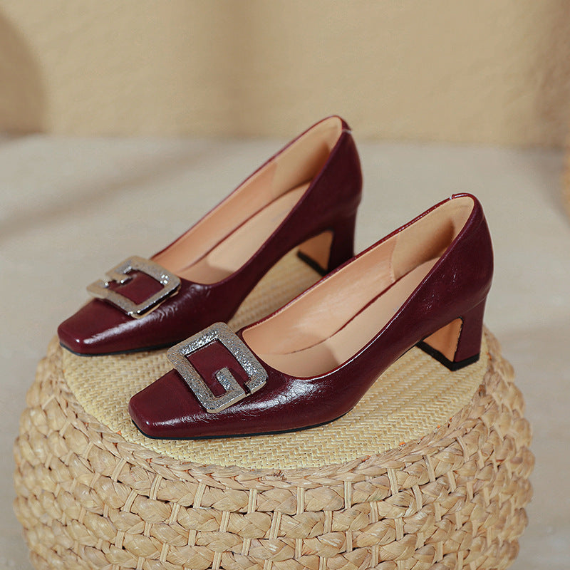 Damen elegante Absatzschuhe mit modischem Schmuckdetail R&B