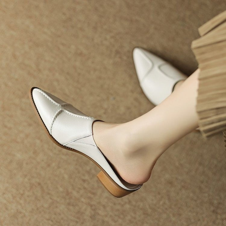 Damen Modische Slipper mit elegantem Nagel-Design und komfortablem Absatz