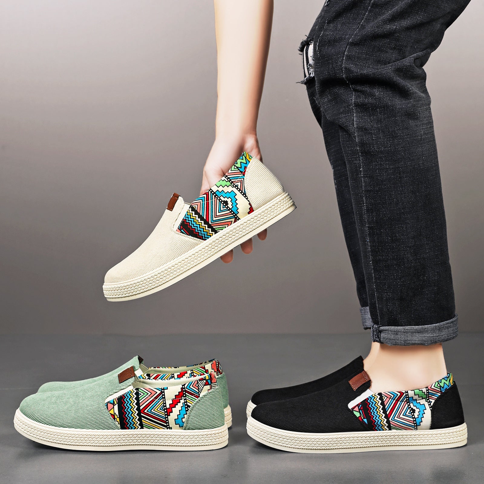 Damen Slip-On-Schuhe mit buntem Mustereinsatz von R&B
