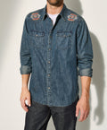 Herren Jeanshemden mit attraktivem Stickdesign
