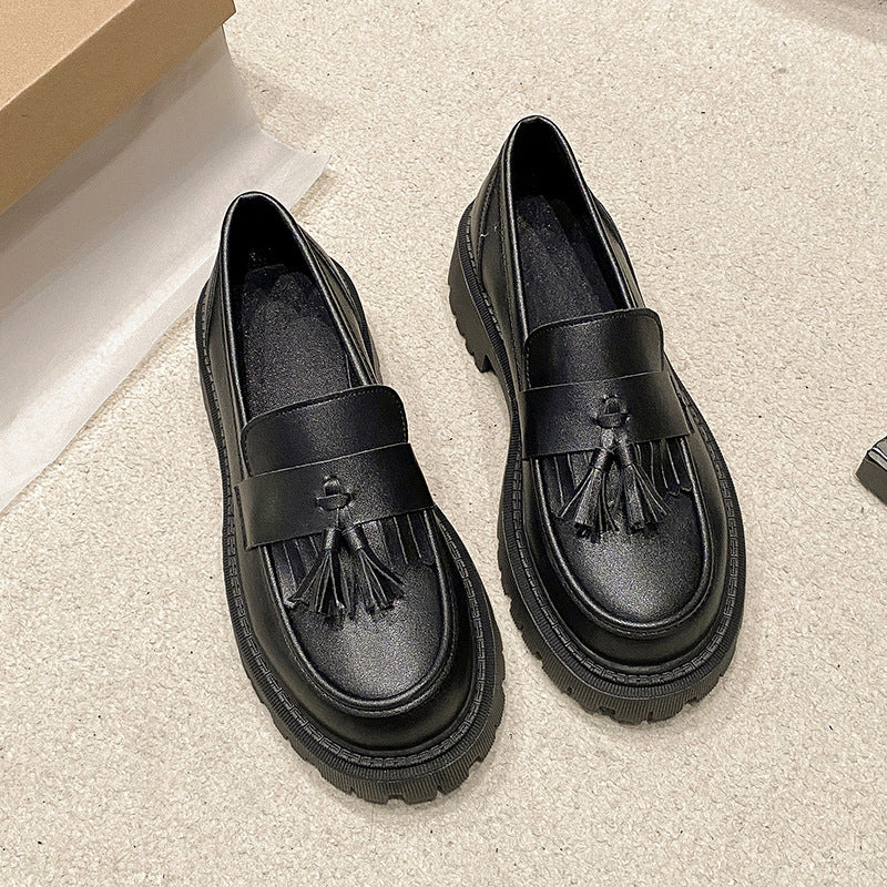 Damen Loafer mit eleganter Quastenverzierung und robustem Plateau R&B