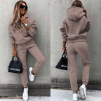 Jogginganzug Damen sportlich aus weichem Material