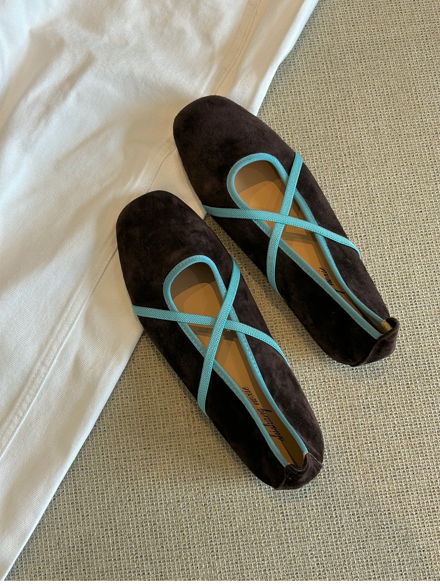 Damen elegante Ballerinas mit gekreuztem Riemchen-Design R&B