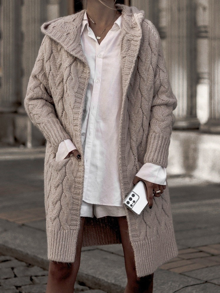 Damen Grobstrickkarte mit eleganter Maschenstruktur und praktischen Taschen R&B
