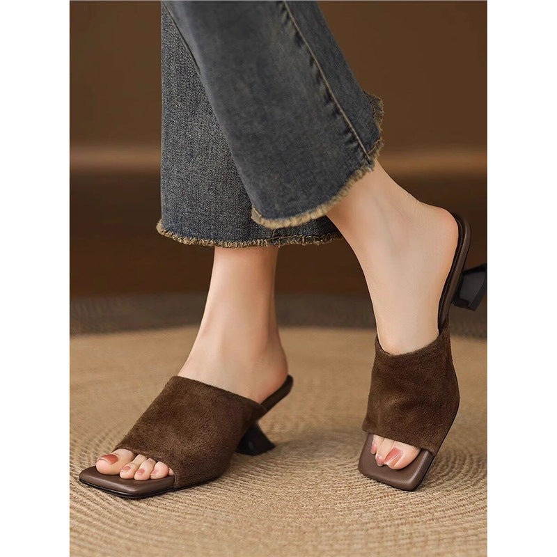 Damen elegante Mules mit geschwungenem Absatz R&B