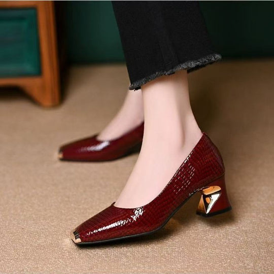 Damen elegante Pumps mit glamourösem goldenen Absatz und strukturiertem Leder R&B
