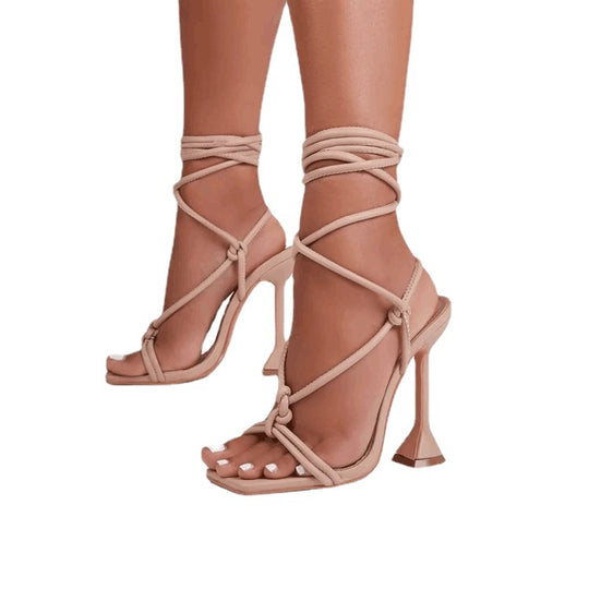 Damen Elegante High Heel Sandalen mit geflochtenem Riemendesign R&B