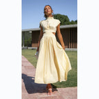 Damen Maxi-Kleid mit schickem Stehkragen und elegantem Cut-Out R&B