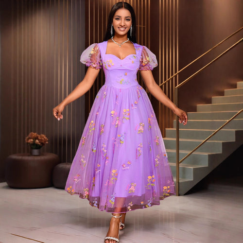 Damen Festliches Kleid mit floraler Stickerei und schwingendem Tüllrock R&B