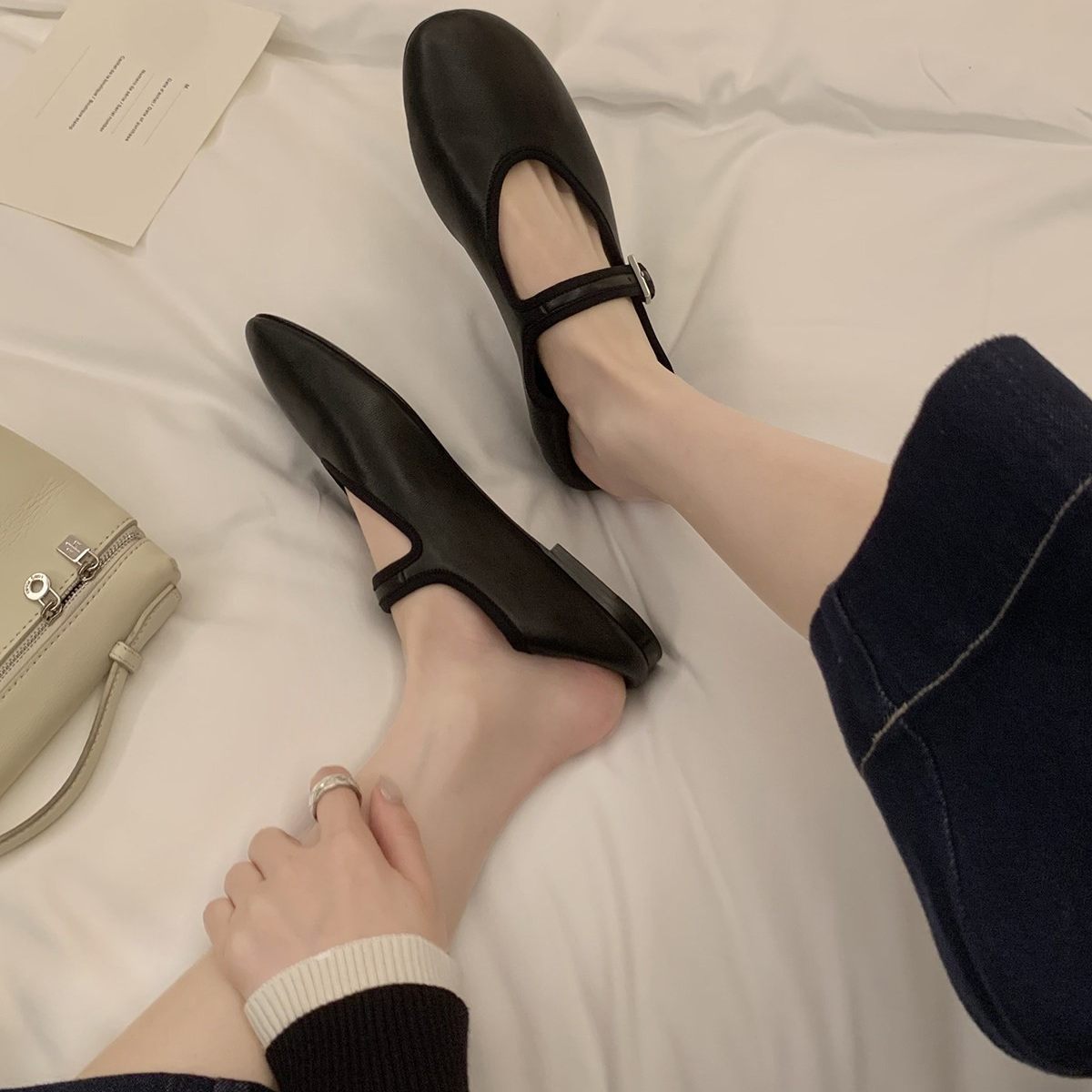 Damen Ballerinas mit dekorativem Riemchen