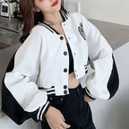 Damen lässige Collegejacke mit gesticktem Logo und kontrastierenden Ärmeln