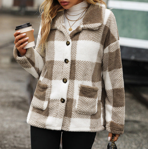 Damen Kuscheljacke mit Karomuster und Knopfverschluss R&B