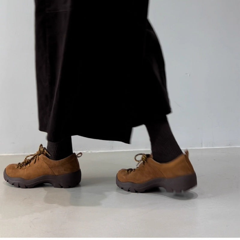 Damen Sportliche Sneaker mit samtiger Wildlederoberfläche und rutschfester Sohle R&B
