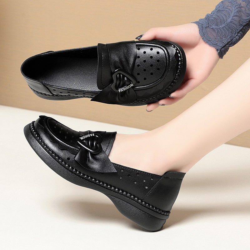 Damen Mokassins mit modischem Herzdetail und atmungsaktiver Perforation R&B
