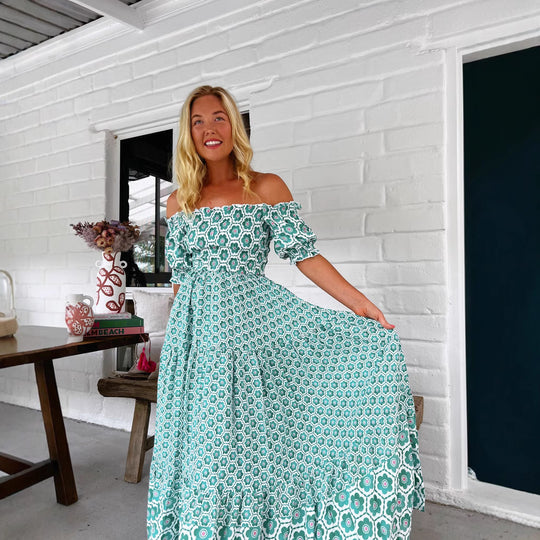 Damen Maxikleid mit charmanten Rüschendetails R&B