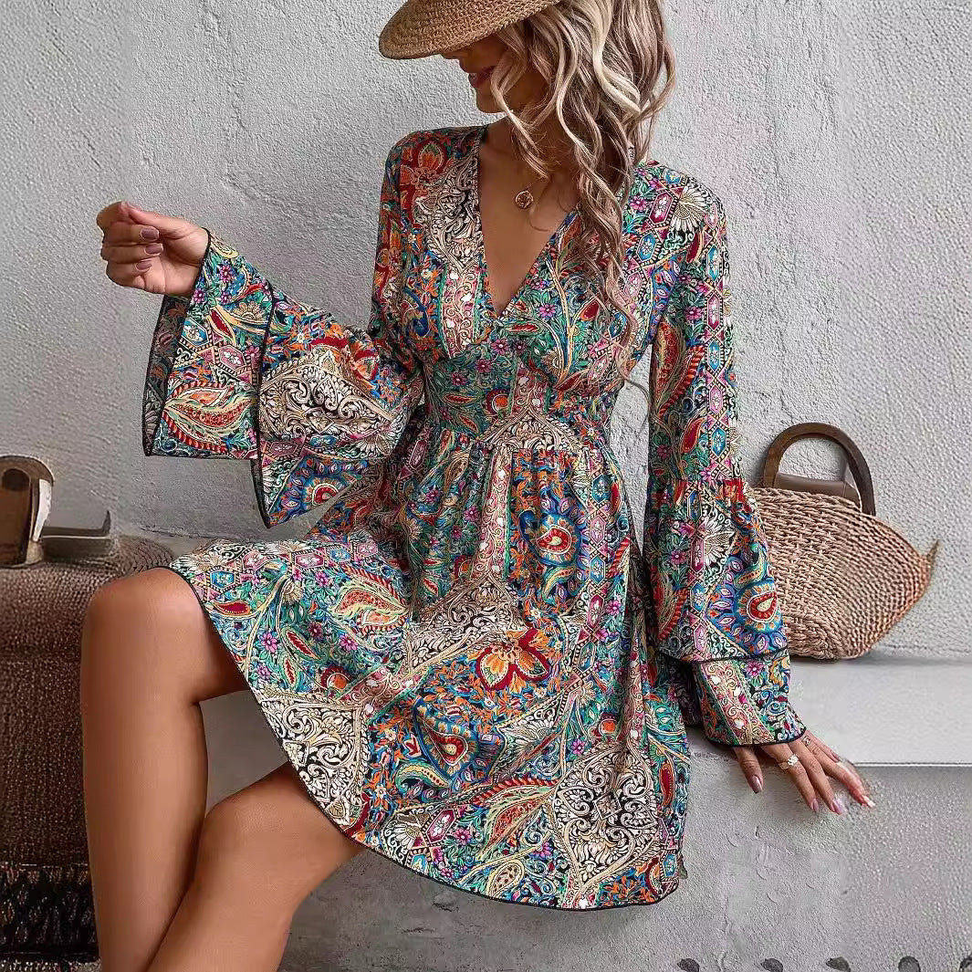 Damen nan Boho-Minikleid mit tiefem V-Ausschnitt, Trompetenärmeln und geraffter Taille R&B