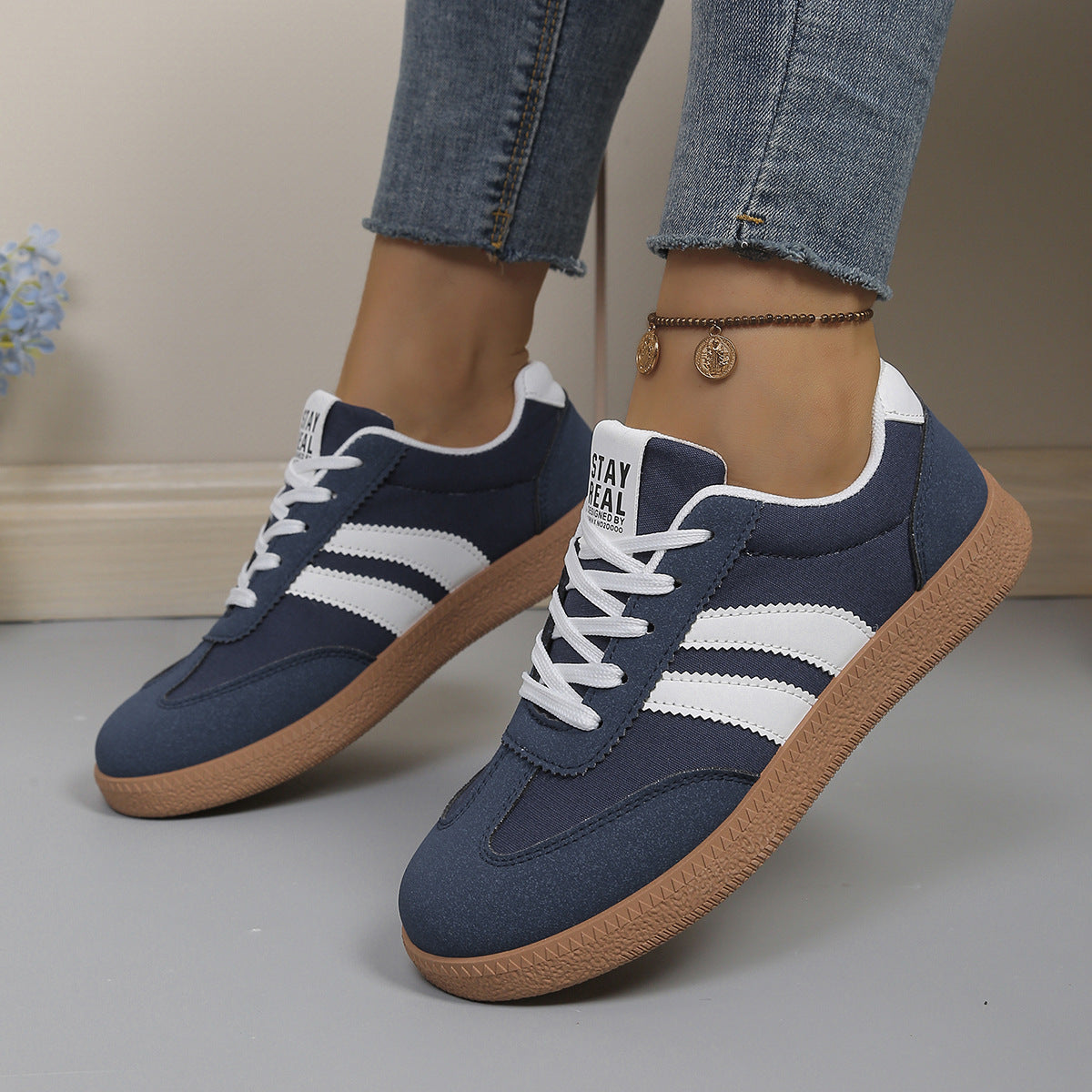 Damen Sneakers im modernen Sportdesign mit bequemer Dämpfung R&B