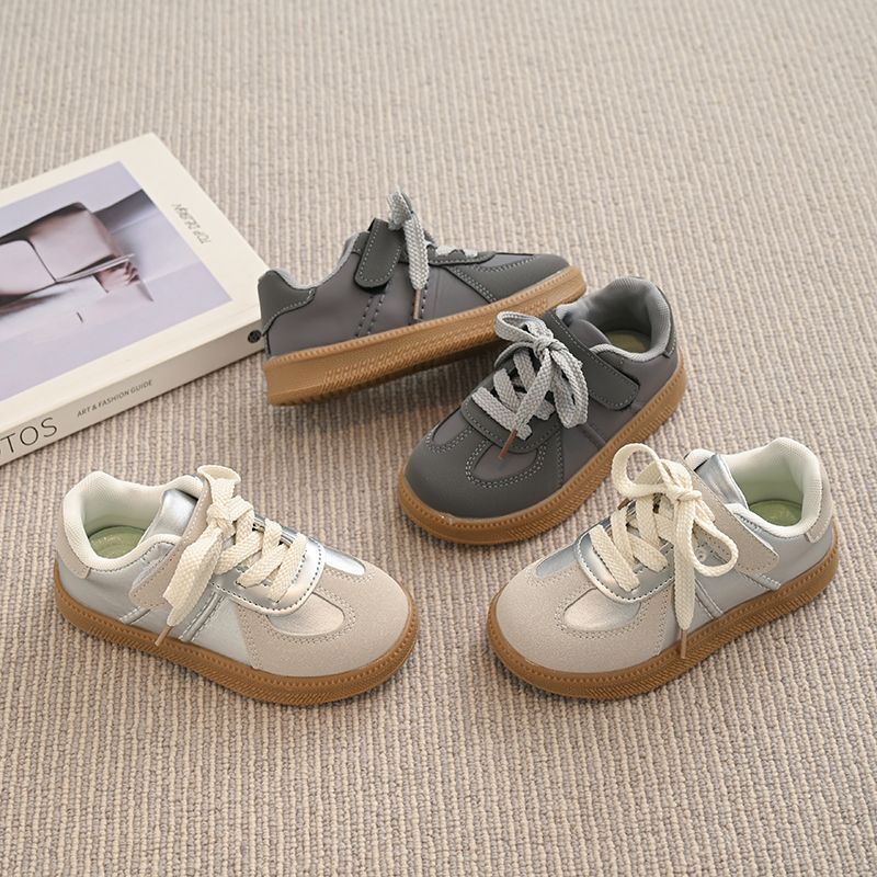Damen sportliche Sneaker mit atmungsaktiver Oberfläche und modischem Design R&B