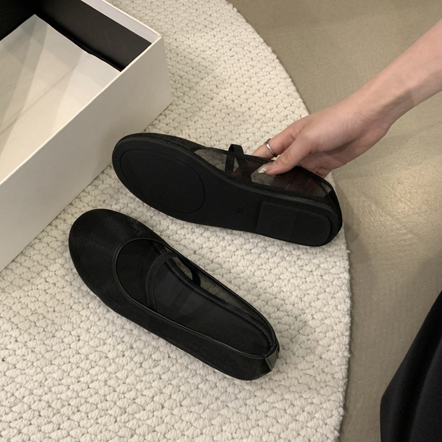 Damen Ballerinas aus atmungsaktivem Mesh mit komfortablem Riemen R&B